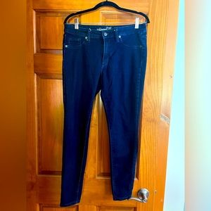Mid rise skinny jeans/ jeggings